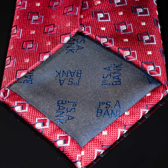 Jos. A. Bank 100% Silk Tie Red Blue Geometric Mens Designer Necktie - Picture 3 of 4